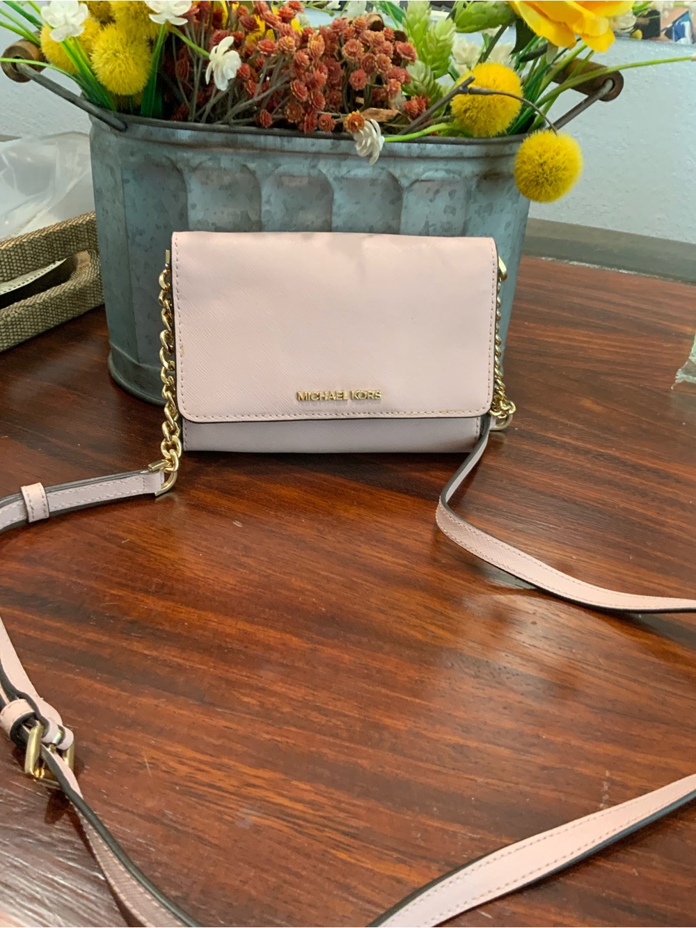 Michael Kors Light Pink Leather Crossbody with Gold Chain Strap